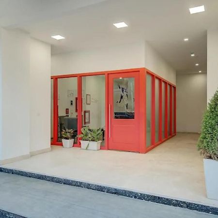 Hotel Town Plaza Пюн Екстериор снимка